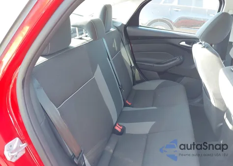 2014 Ford Focus Se z USA, uszkodzony, nr VIN 1FADP3F28EL125797